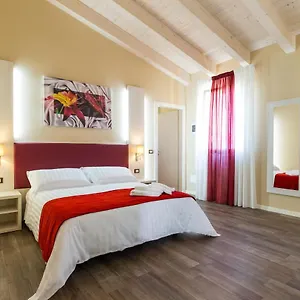 Venice Airport Erica Guest house