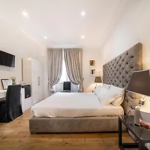 Vatican Chic Bed & Breakfast