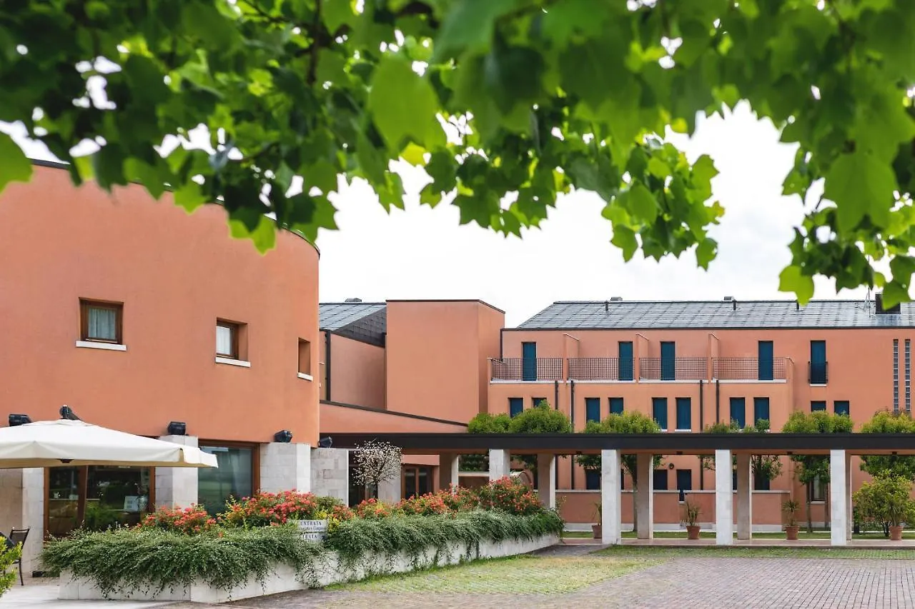 Hotel Crystal Preganziol 4*,  Italy